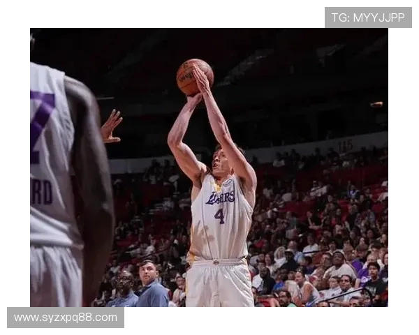 雷迪克点破克内克特上限：防守是新赛季关键考题